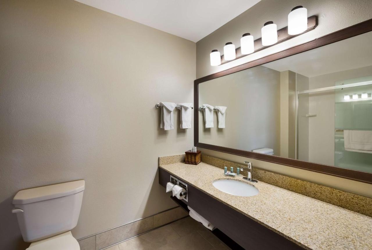 Best Western Vermillion Inn Ngoại thất bức ảnh