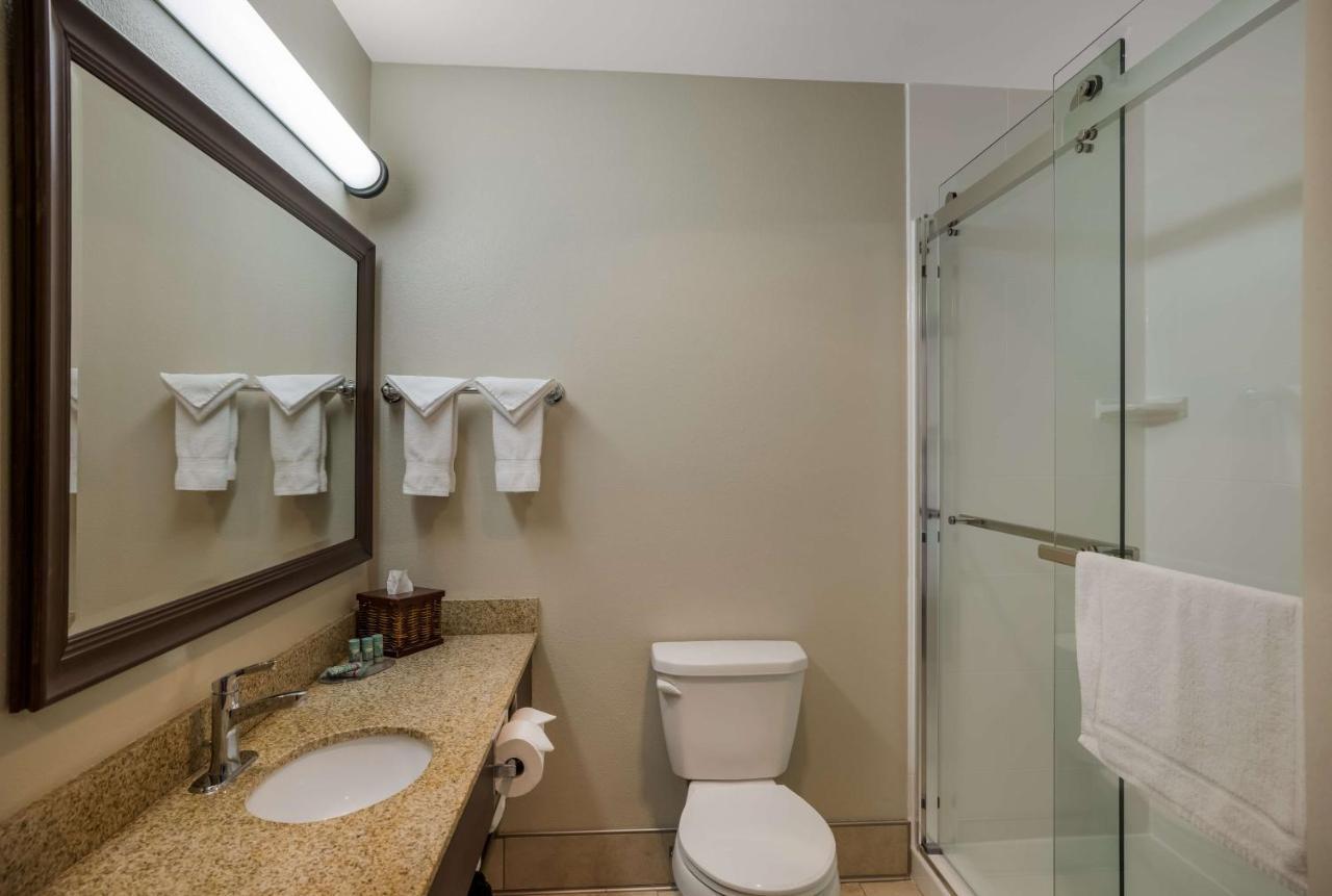 Best Western Vermillion Inn Ngoại thất bức ảnh