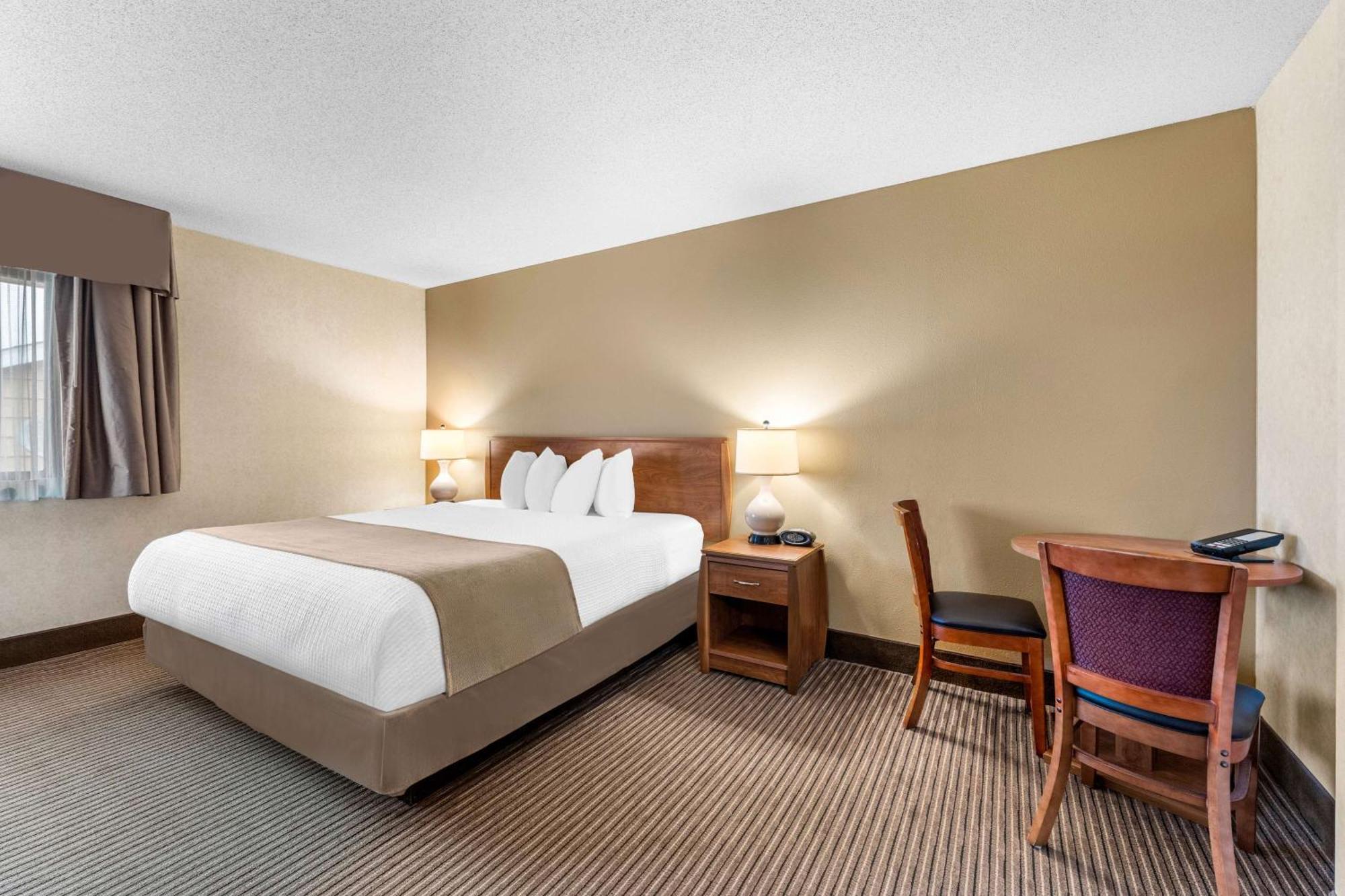 Best Western Vermillion Inn Ngoại thất bức ảnh